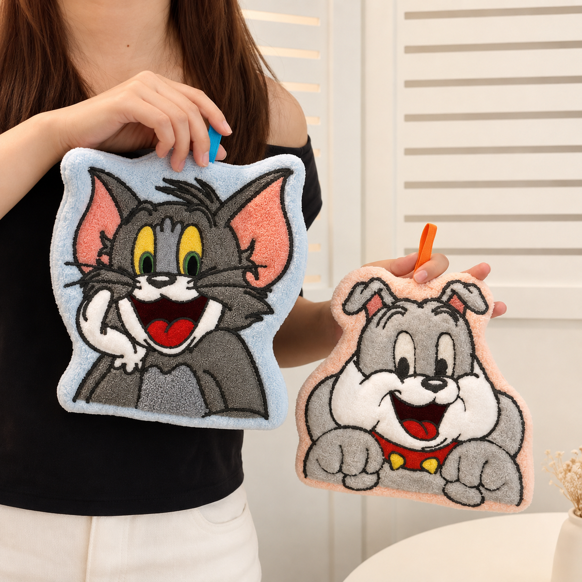 Tom & Jerry Embroidered Character Hand Towel